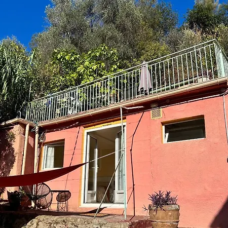 Maisonnette Avec Escalier 홈스테이