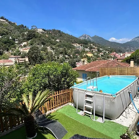 Проживание в семье Maisonnette Avec Escalier *